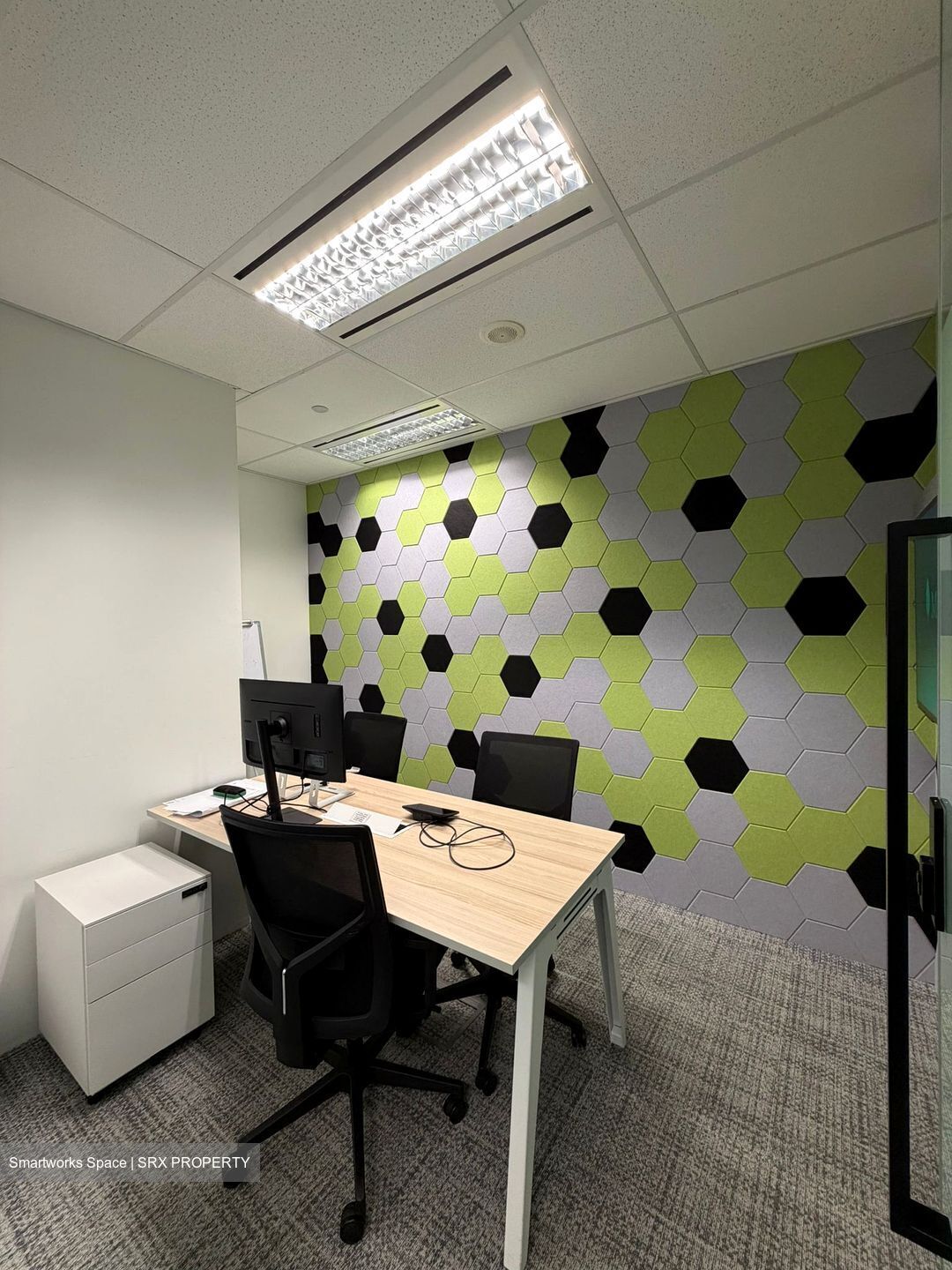 Great Eastern Centre (D1), Office #581366151